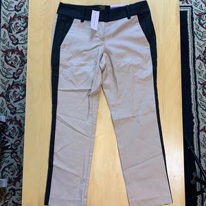 Anne Taylor cropped pants Pettit size.
